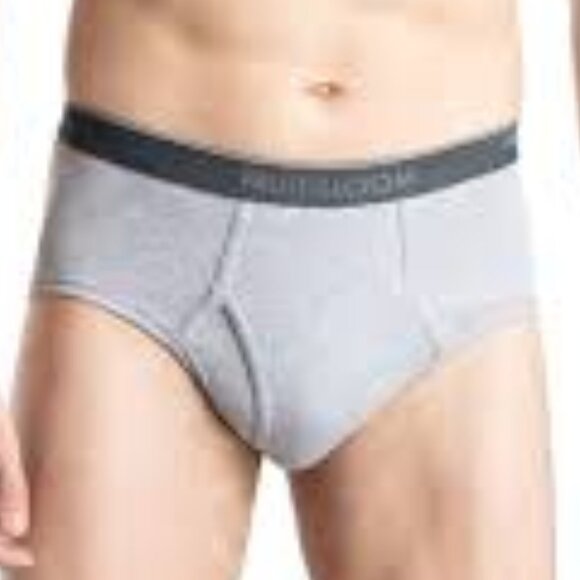 NWOT Hanes Men's Breathable Briefs Size Small - Picture 1 of 4